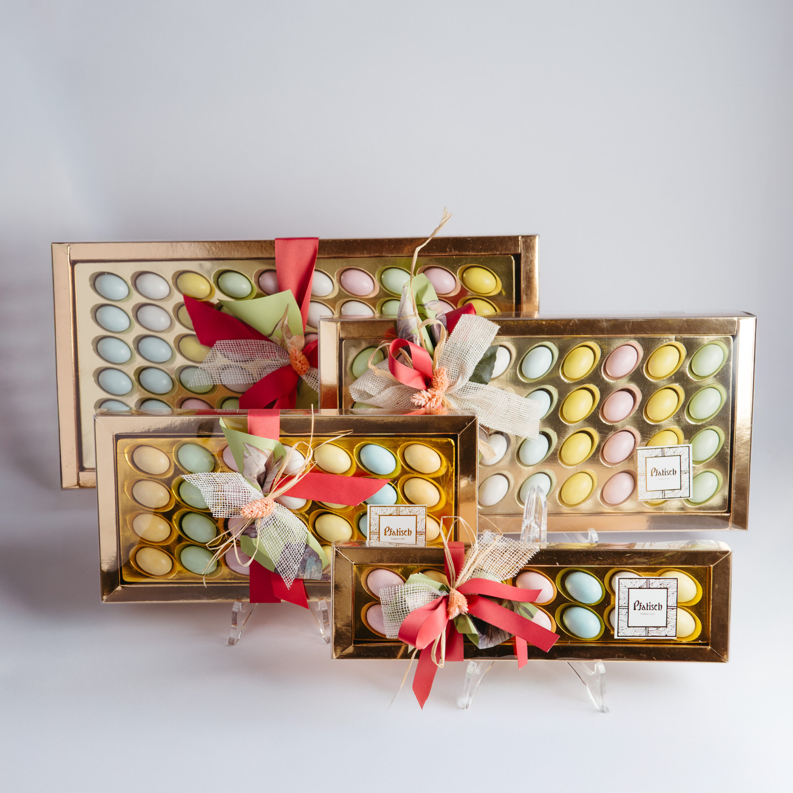 Ovetti confettati in scatola trasparente